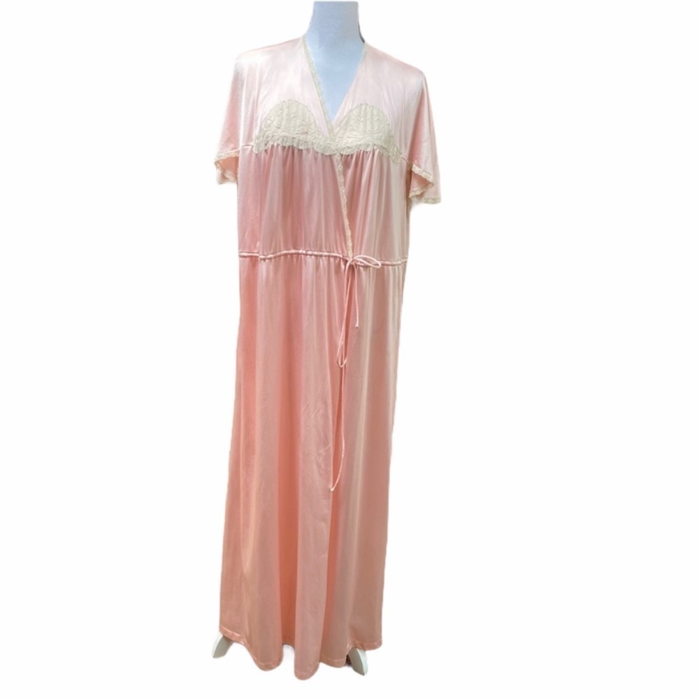 Vintage Blush Peignoir Robe